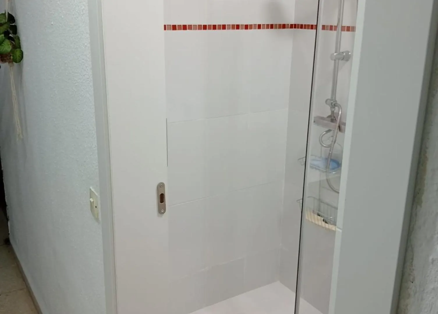 Habitacion Piso Particular En 카스티예하데라쿠에스타